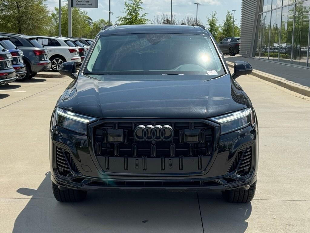 new 2025 Audi Q7 car, priced at $72,250