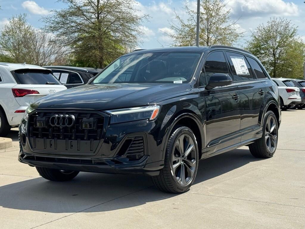 new 2025 Audi Q7 car, priced at $72,250
