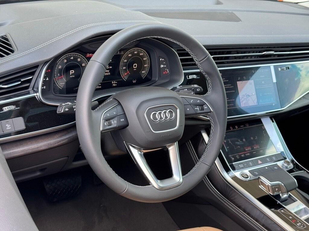 new 2025 Audi Q7 car, priced at $72,250