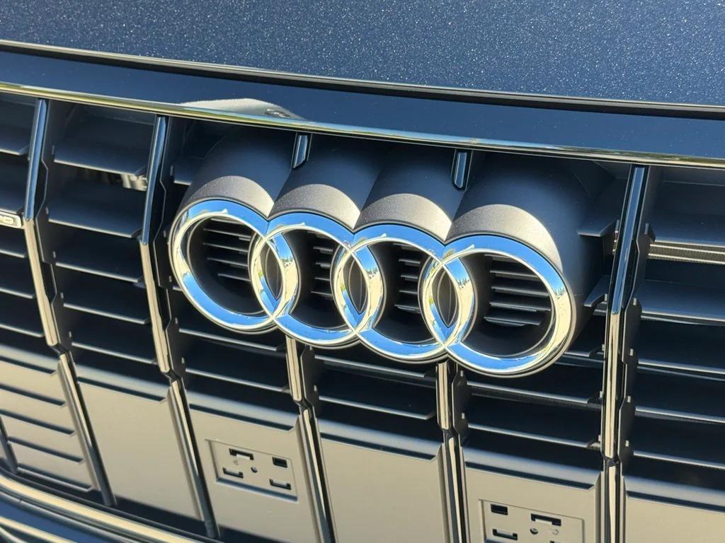 new 2025 Audi Q3 car, priced at $41,560
