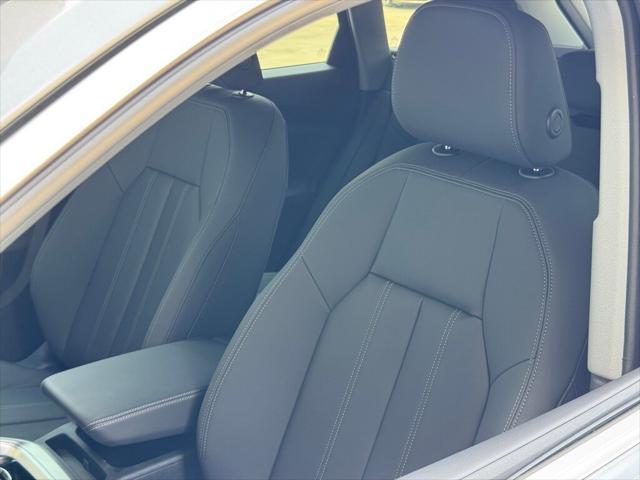new 2025 Audi Q5 car, priced at $60,025