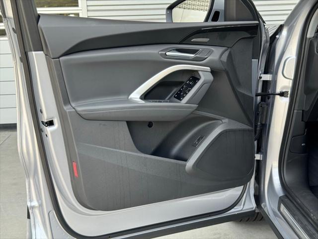 new 2025 Audi Q5 car, priced at $60,025
