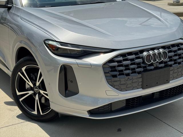 new 2025 Audi Q5 car, priced at $60,025