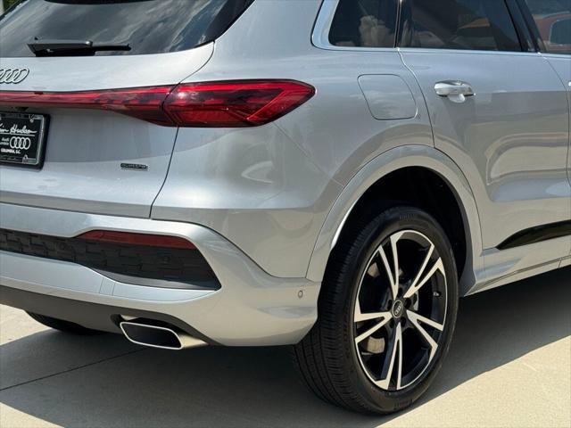 new 2025 Audi Q5 car, priced at $60,025