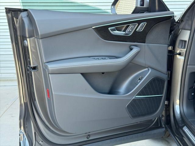 new 2025 Audi Q8 car, priced at $82,160