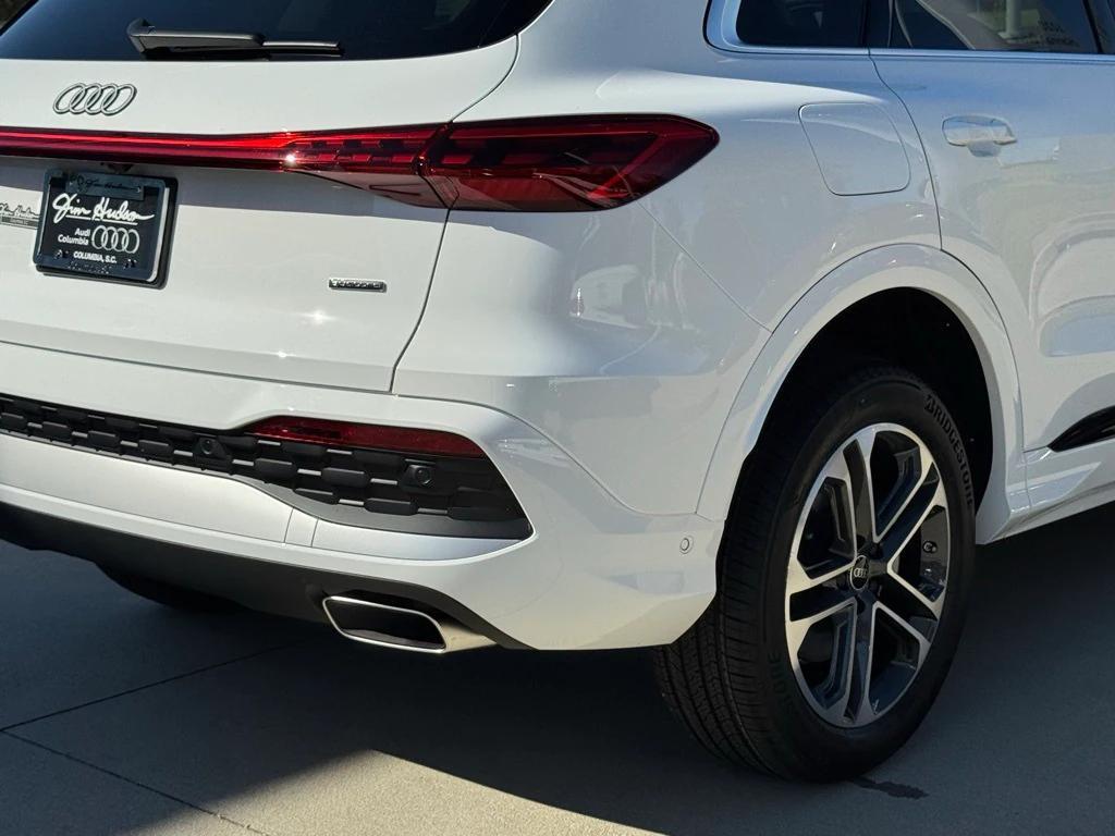 new 2025 Audi Q5 car, priced at $53,630