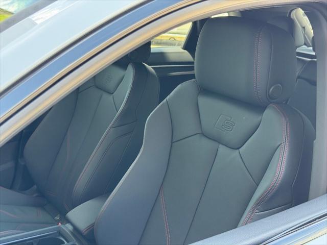 new 2025 Audi Q3 car, priced at $45,610