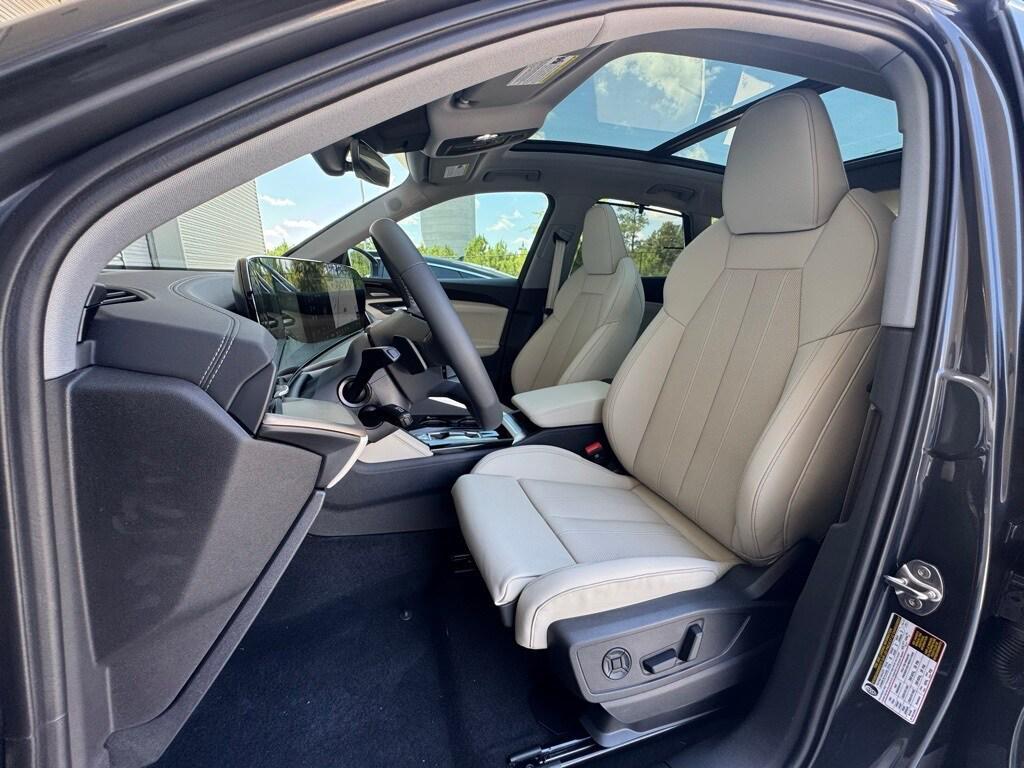 new 2025 Audi Q5 car, priced at $58,080