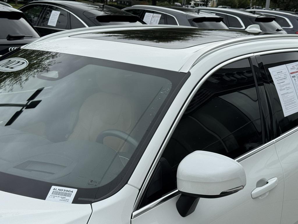 used 2022 Volvo XC60 car, priced at $38,998