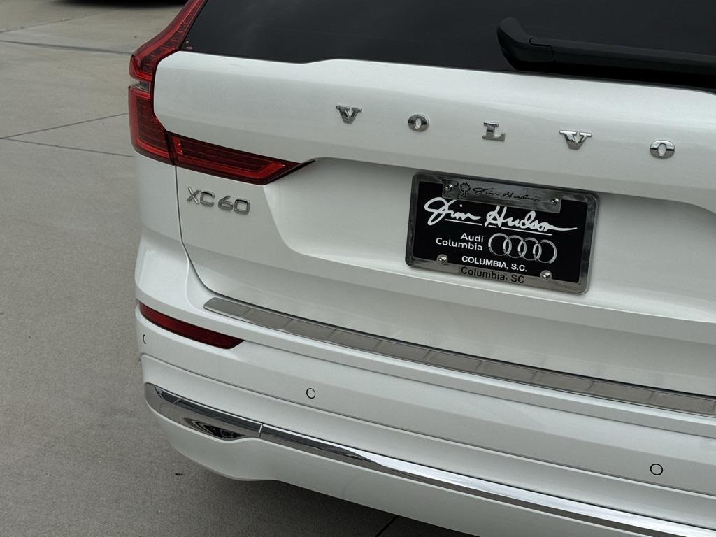 used 2022 Volvo XC60 car, priced at $38,998