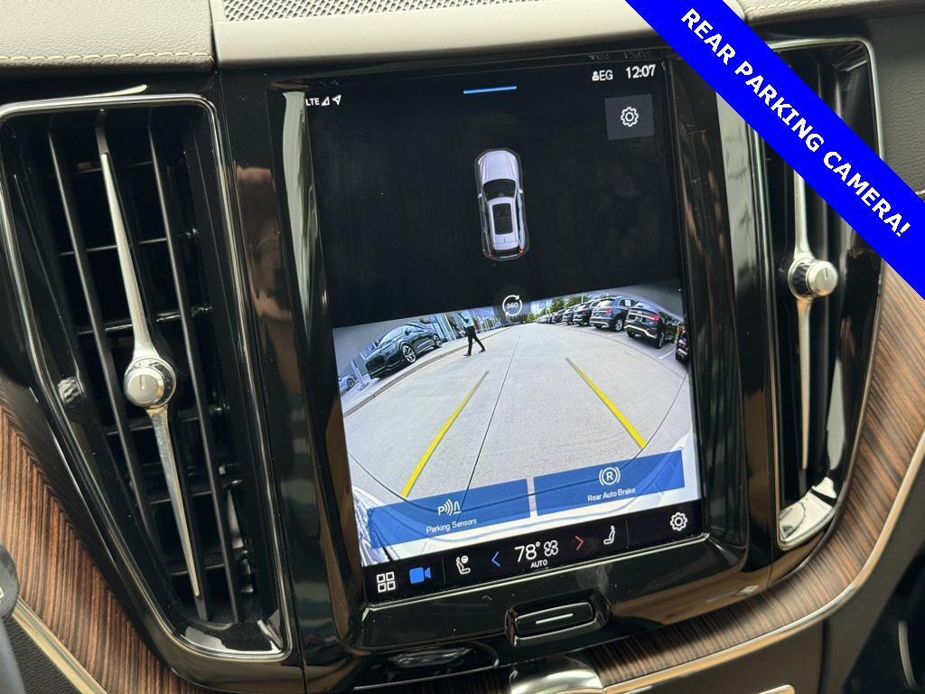 used 2022 Volvo XC60 car, priced at $38,998