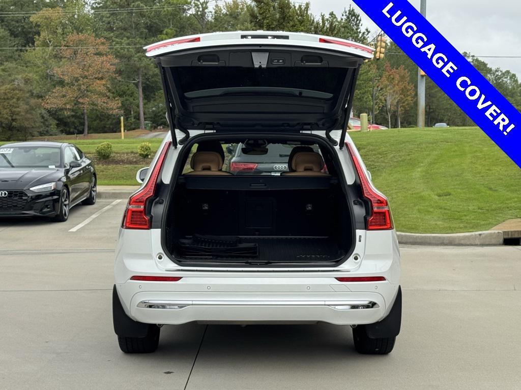 used 2022 Volvo XC60 car, priced at $38,998