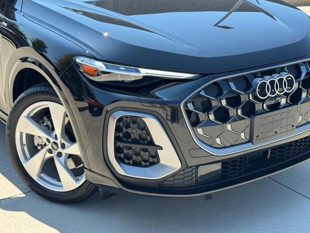 new 2025 Audi Q5 Sportback car, priced at $59,812