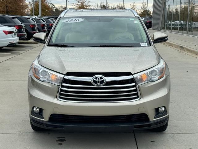 used 2016 Toyota Highlander car, priced at $21,995