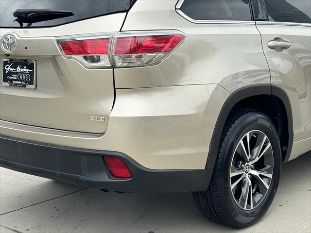 used 2016 Toyota Highlander car, priced at $21,995