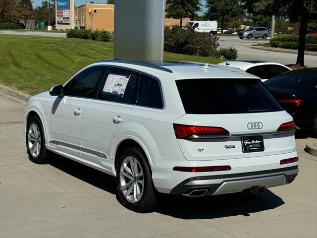 new 2025 Audi Q7 car, priced at $68,873