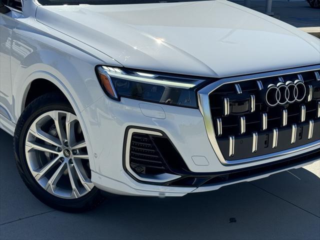 new 2025 Audi Q7 car, priced at $71,655