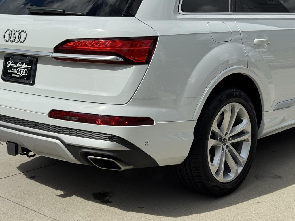 used 2025 Audi Q7 car, priced at $59,288