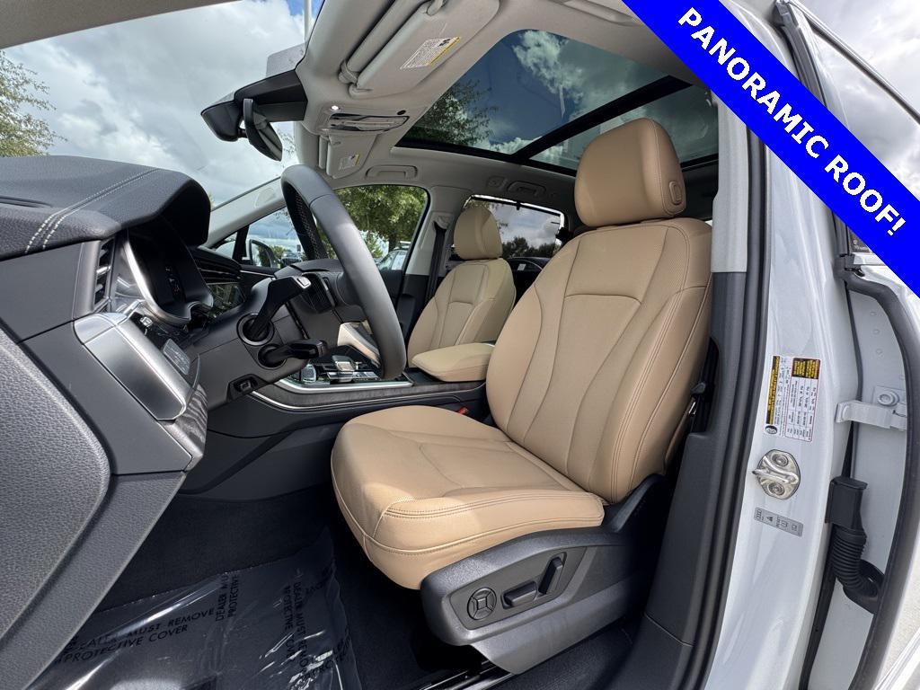 used 2025 Audi Q7 car, priced at $59,288