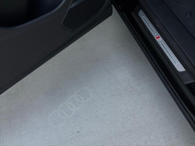 new 2025 Audi Q8 car, priced at $86,215