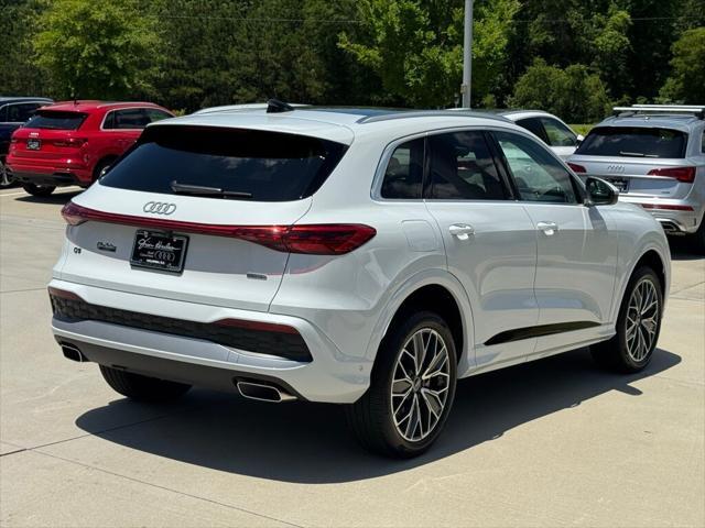 new 2025 Audi Q5 car, priced at $60,975