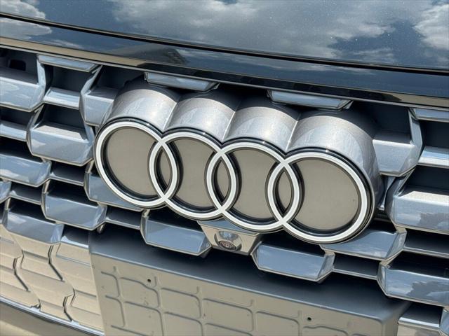 new 2025 Audi Q5 car, priced at $61,185