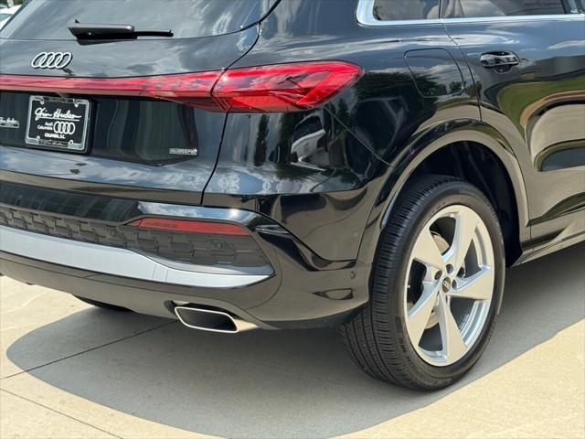 new 2025 Audi Q5 car, priced at $61,185