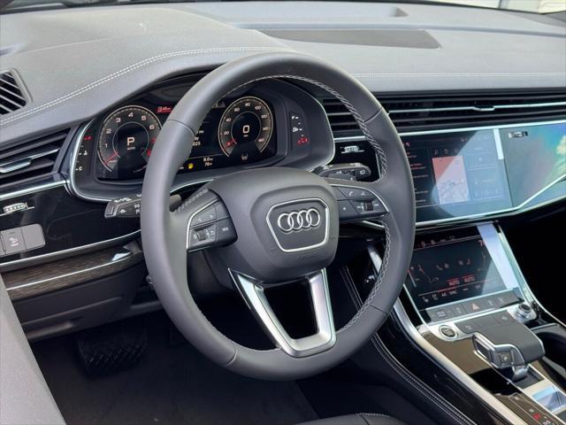 new 2025 Audi Q7 car, priced at $76,250