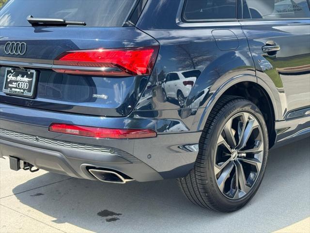 new 2025 Audi Q7 car, priced at $76,250