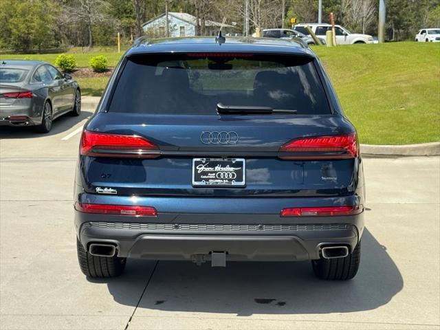 new 2025 Audi Q7 car, priced at $76,250