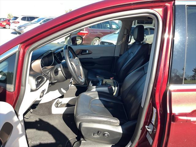 used 2017 Chrysler Pacifica car, priced at $12,995