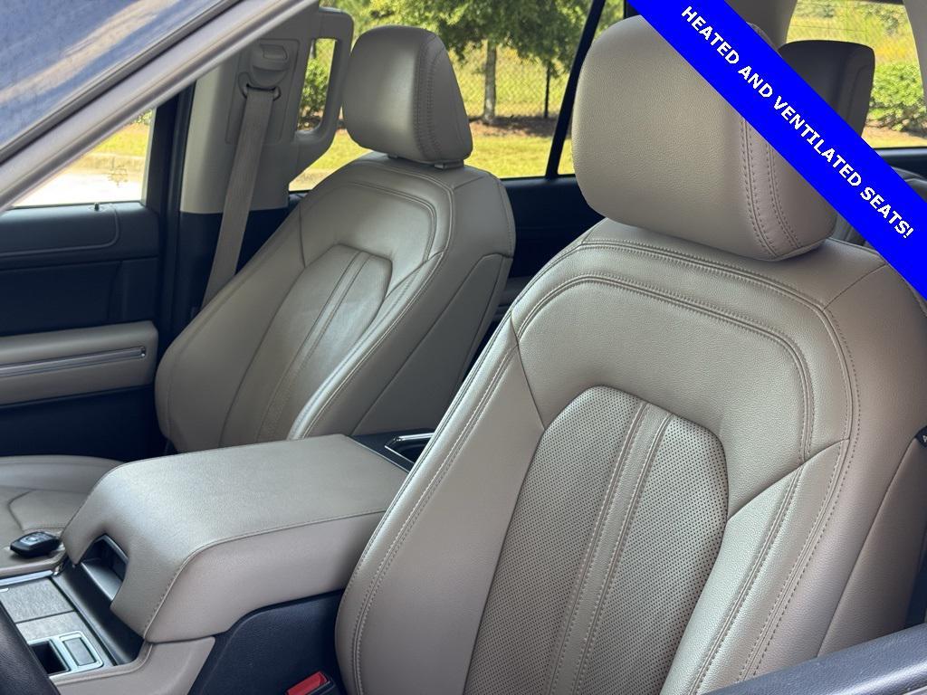 used 2023 Ford Expedition car, priced at $44,995