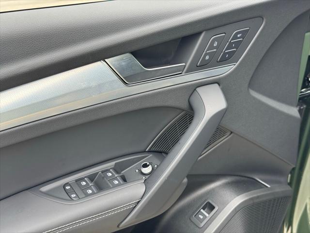 new 2025 Audi Q5 car, priced at $59,460