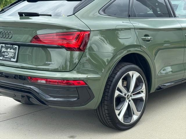 new 2025 Audi Q5 car, priced at $59,460