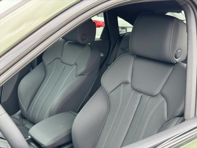 new 2025 Audi Q5 car, priced at $59,460