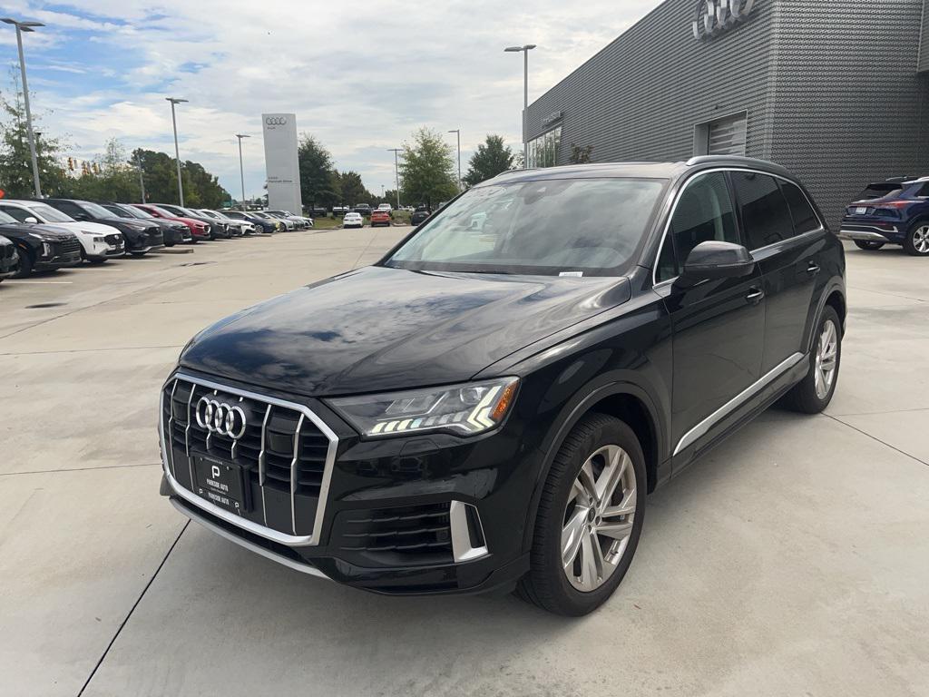 used 2024 Audi Q7 car, priced at $47,995