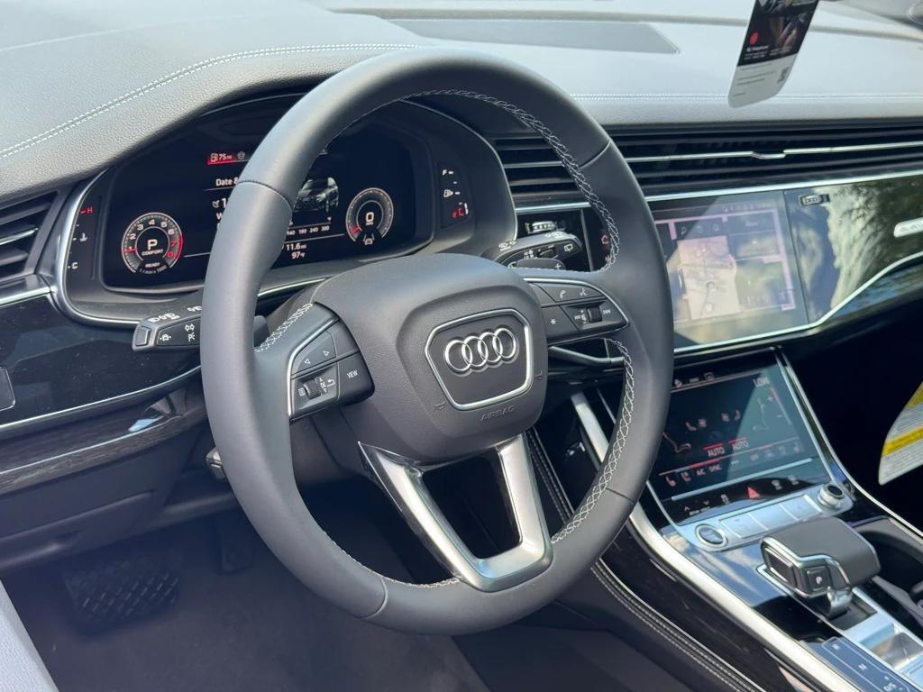 new 2025 Audi Q7 car, priced at $73,450