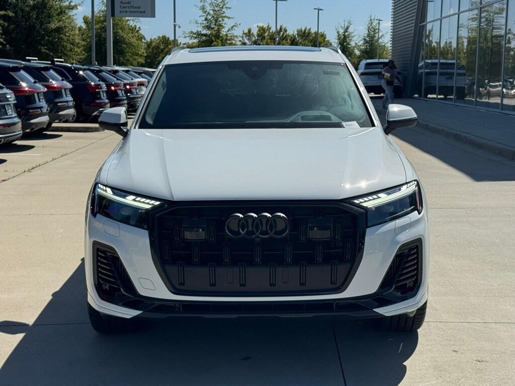 new 2025 Audi Q7 car, priced at $81,175