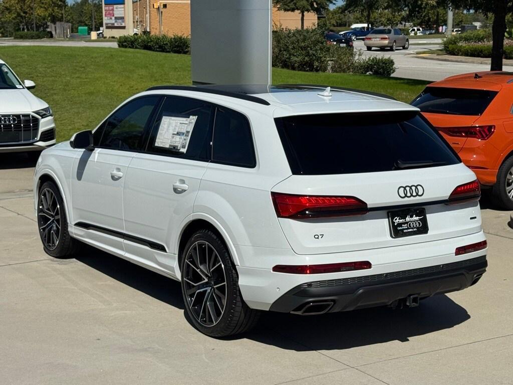 new 2025 Audi Q7 car, priced at $81,175