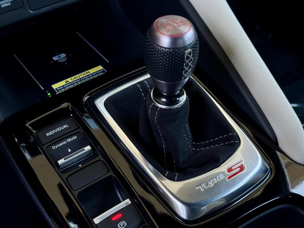 used 2025 Acura Integra car, priced at $51,995