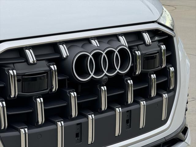 new 2025 Audi Q7 car, priced at $71,650