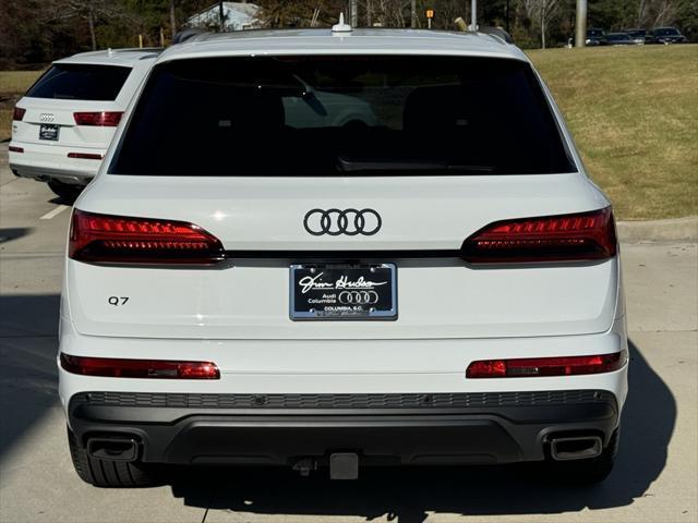 new 2025 Audi Q7 car, priced at $81,660