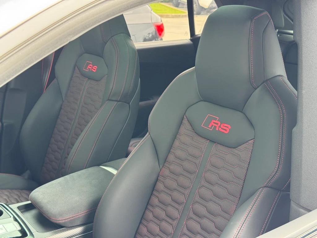 new 2025 Audi RS Q8 car, priced at $149,300