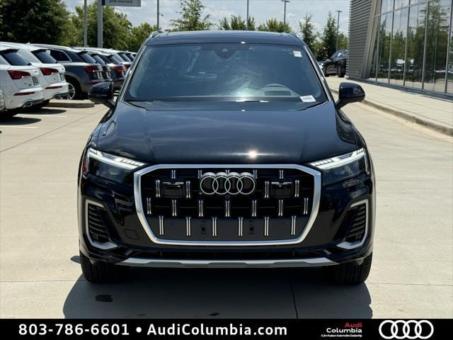 new 2025 Audi Q7 car, priced at $77,800