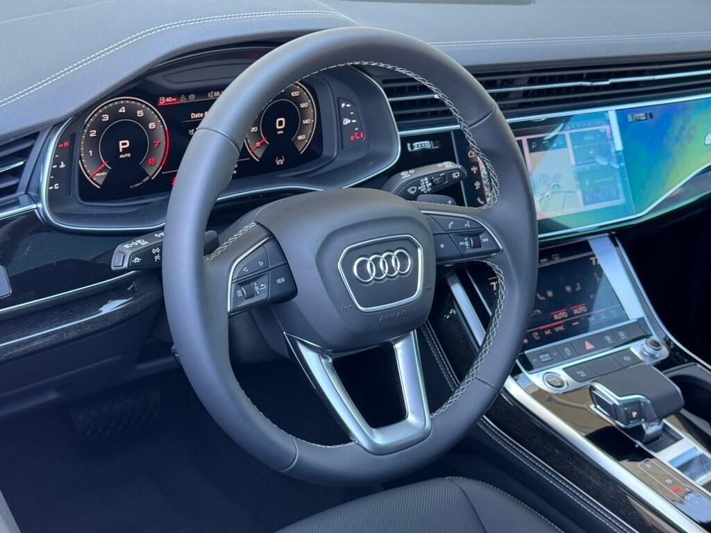 new 2025 Audi Q7 car, priced at $73,750