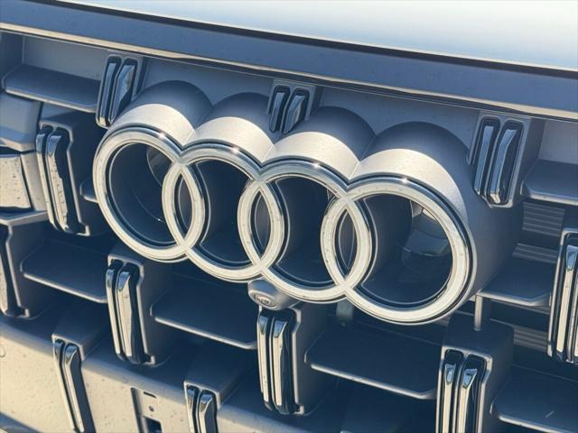 new 2025 Audi Q7 car, priced at $77,750
