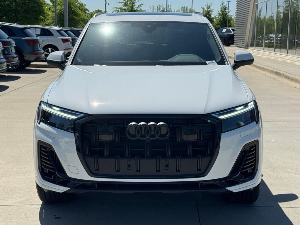 new 2025 Audi Q7 car, priced at $73,750