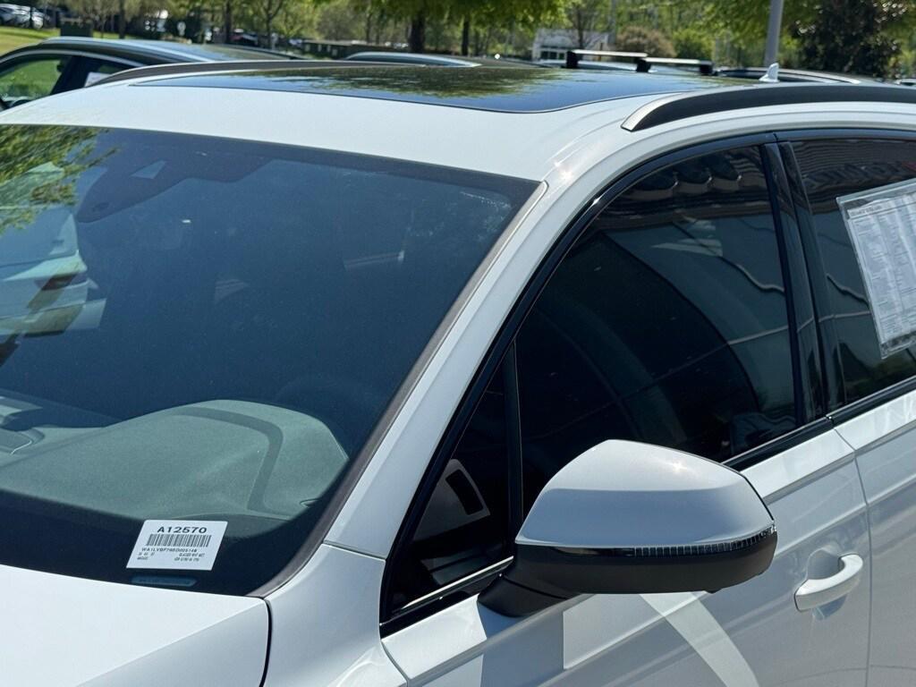 new 2025 Audi Q7 car, priced at $73,750