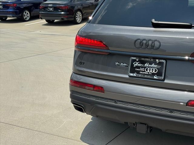 new 2025 Audi Q7 car, priced at $78,380