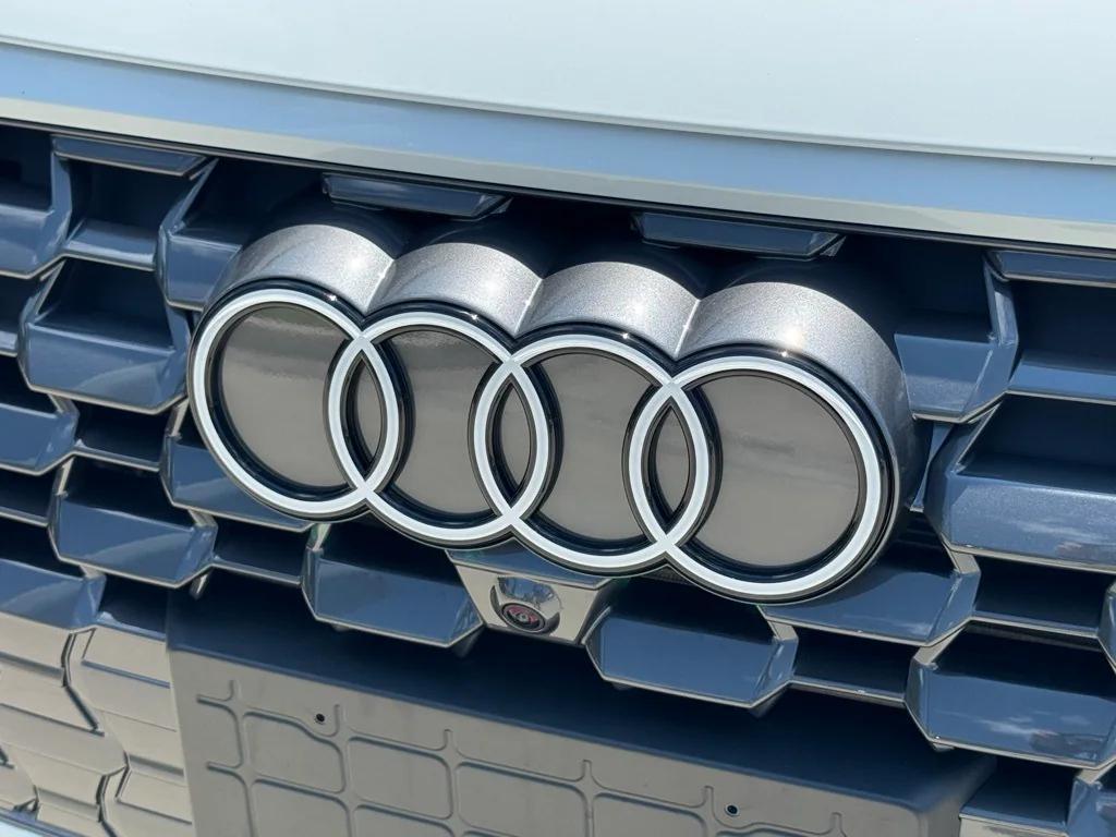new 2025 Audi Q5 car, priced at $58,935